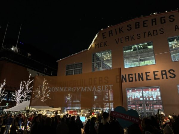 Donnerfirande på Eriksbergshallen.