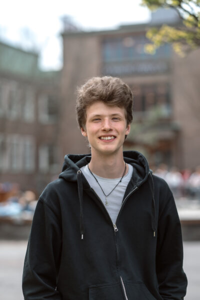 Porträttbild på Felix.